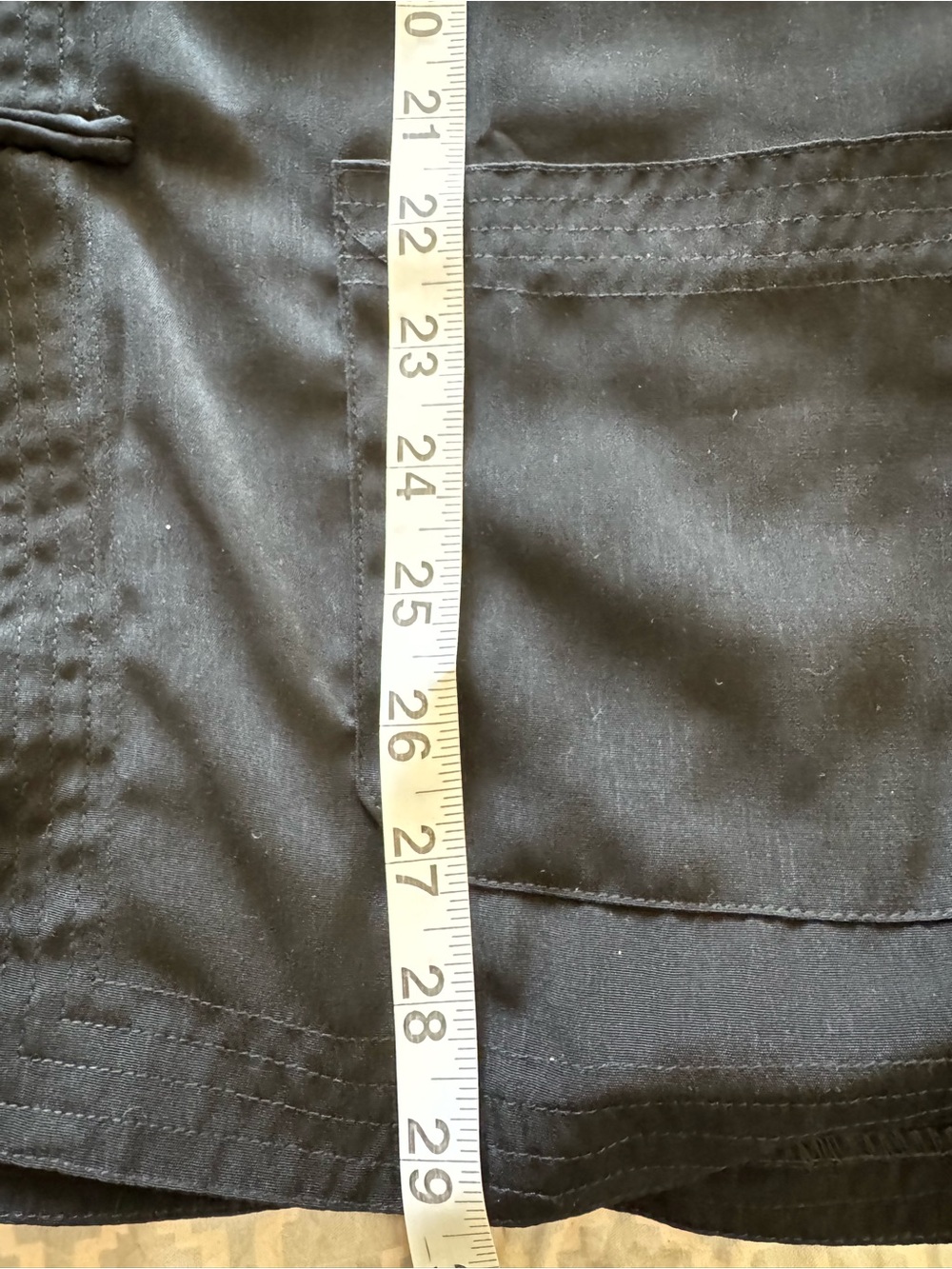 Vintage-Style Chinese Tang Suit
Jacket - Black with Gold Dragon Embroidery (M) - Picture 10 of 13